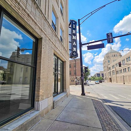 Gorgeous And Spacious Studio At The Historic Inman - 200 Champaign Eksteriør bilde