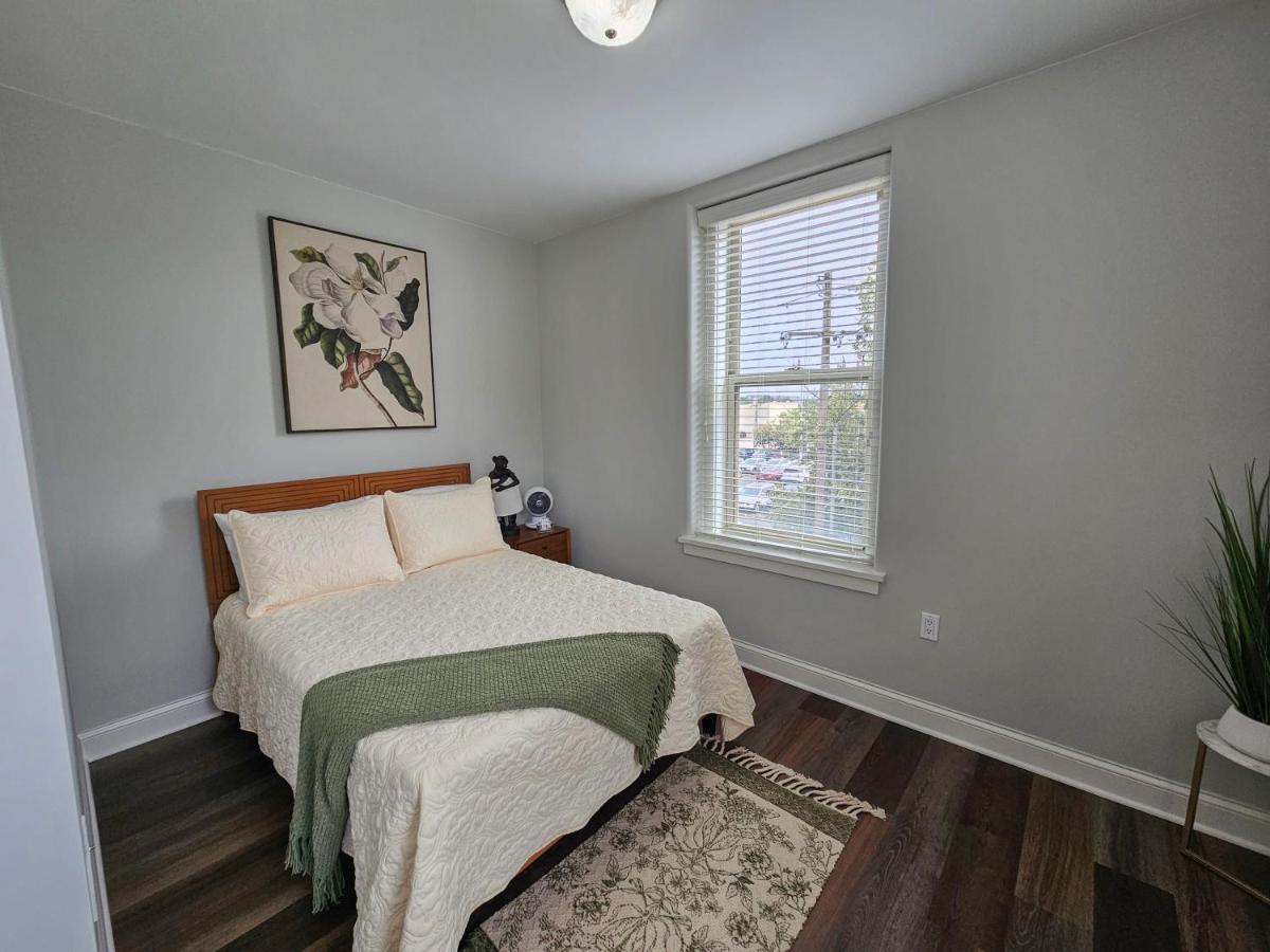 Gorgeous And Spacious Studio At The Historic Inman - 200 Champaign Eksteriør bilde